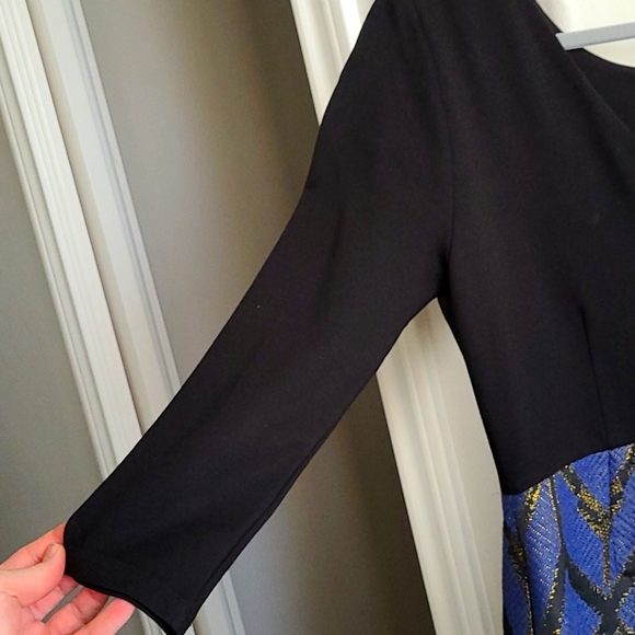 Slate & Willow Blue Metallic Print Dress - Picture 5 of 8